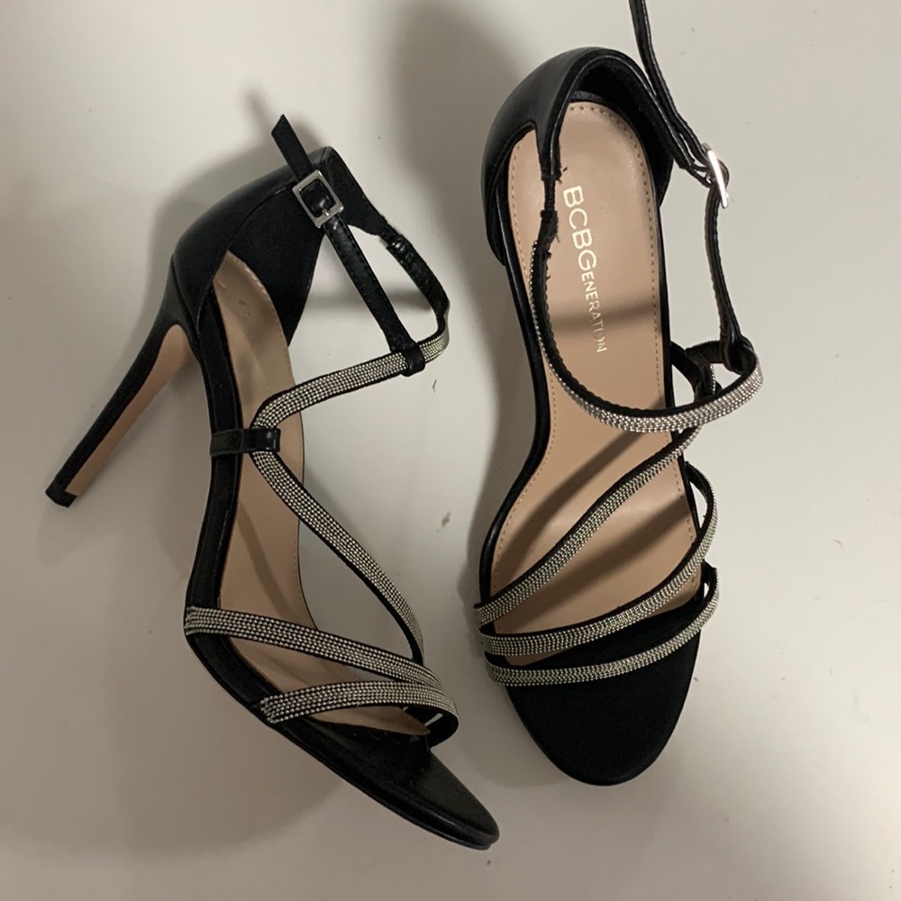 Bcbgeneration metal chain heeled sandal- 3.75inch heel- very comfortable